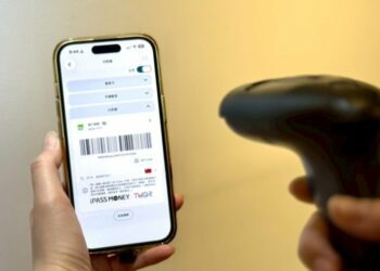 一支APP搞定吃喝購！iPASS MONEY攜手摩斯漢堡、momo、全國電子、NET使用支付享回饋