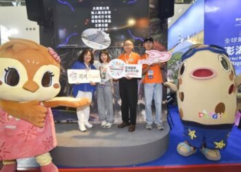 2026高雄國際旅展盛大開幕  澎湖主題館人氣爆棚 首日即衝出單筆8萬元訂單 花火熱潮席捲高雄