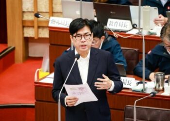 帶動南部半導體S廊帶產業發展 陳其邁：極力爭取24小時國際機場 布局未來20年高雄城市發展