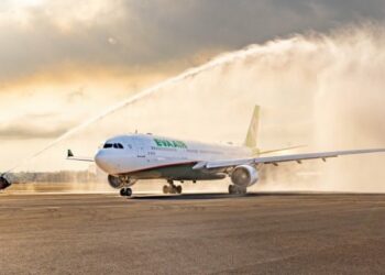 長榮航空5月20日A330-300廣體客機 高雄首航東京  放大機型 舒適隨行 滿足南部旅客的需求