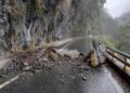 海端鄉利稻路段發生邊坡坍方  雙向道路阻斷無法通行