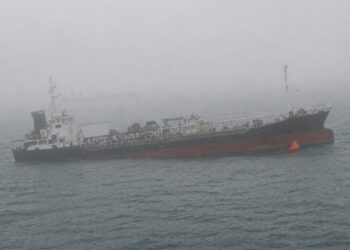 高雄外海「寶瓶星」油輪故障  海保署啟動監控及應變整備防範污染風險