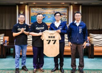 鷹耀高雄！台鋼天鷹TPVL元年封王  將總冠軍榮耀獻予高雄市