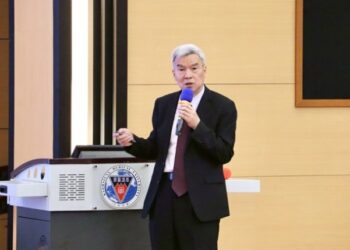 高醫大校長講座登場  司徒惠康院長非典型醫師探索之旅的分享