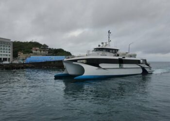 東琉線停航聯營處肩負離島運輸使命 翔信輪完成居民與物資疏運任務