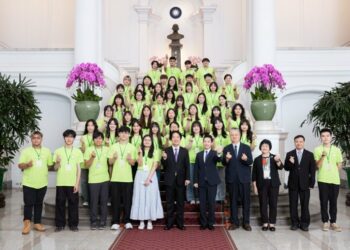 文藻USR志工團接受總統表揚 展現青年影響力