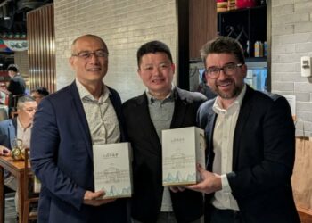 雙向互訪續前緣!高雄市議會回訪墨爾本 曾副議長:推動雙方締結姊妹市