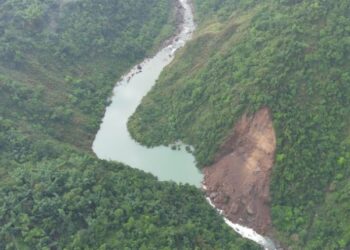 農村水保署完成竹山加走寮溪堰塞湖勘查 持續監測並提醒民眾勿進入河道