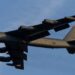 美軍B-52轟炸機加州沙漠墜毀 傷亡情況待確認