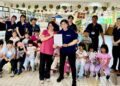 威合(威務)公司端午節懷幼送香包活動