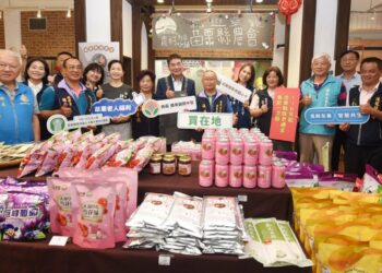 苗栗3大老人福利新制 鍾東錦:買在地、補健保、一次領將陸續到位