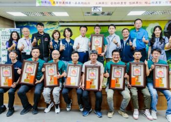 展現阿里山茶產業實力 嘉義縣製茶菁英齊聚競技 番路鄉黃昶升勇奪製茶賽冠軍