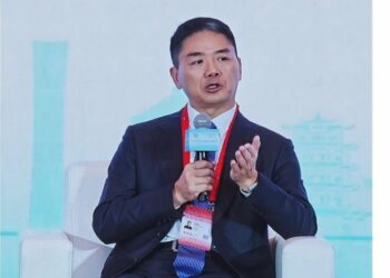 劉強東：快遞終將由機器人配送  70萬快遞員轉型維護技師