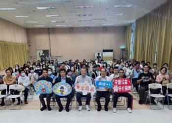 哨響正義在 法律當後盾 嘉市府辦理「公益揭弊者保護法」講座