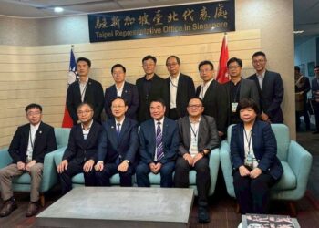 借鏡新加坡成功經驗 鍾東錦率團考察布局國際行銷 推動「買文旦、遊苗栗」新藍圖