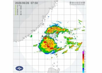 高屏今防超大豪雨　全台多地有豪雨機率、留意雷擊強陣風