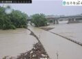 豪雨釀二仁溪暴漲溢流　台28線田寮段積水達80公分封閉管制