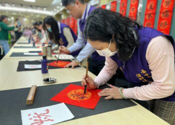 中臺科大與後驛社大攜手興大附農打造美感教育場域 書寫校園與社區美學共鳴