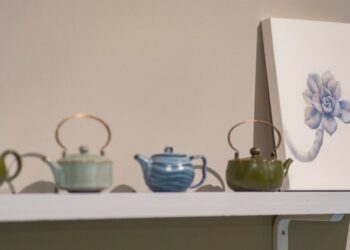 煉 席─陶與木物件展  願每一個人在心靈深處都能煉成一席屬於自己的安寧之地