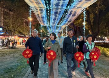 光影綺想： 2025屏東燈節客家燈區