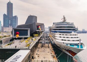 114新年好彩頭 高雄港喜迎愛達郵輪史黛拉號首航