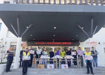 人間有愛！朴子市文化里長結合朴子分局警攜手送年菜關懷弱勢戶