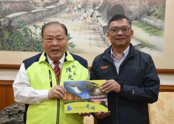 陳光復會見新任澎管處長　盼雙方合作開創澎湖觀光新紀元