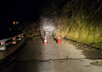 海端鄉利稻路段發生邊坡坍方   雙向道路阻斷無法通行