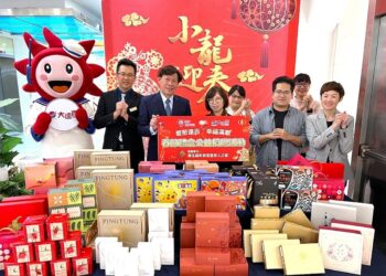 高雄大遠百攜手衛生福利部南區老人之家 公益捐贈 幸福愛無限