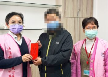 高雄執行分署年前寒冬送暖  弱勢關懷不打烊