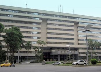 1999春節服務不打烊  市民安心歡喜過好年