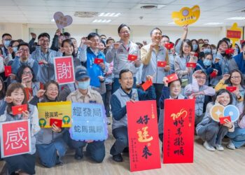 張善政辭歲拜年迎新春  期勉同仁攜手推動市政更進步