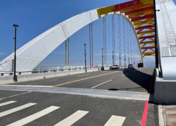 盧山橋伸縮縫塗裝防滑材料 提升行車安全