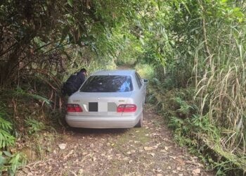 深山駕車受困熱心警協助脫困      提醒山區迷路可善用這方法