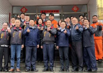 海巡之友總會送暖！胡惠森總會長慰勉南部海巡單位