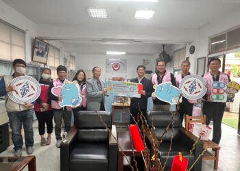 台電嘉義區處傳遞愛心 捐助博愛仁愛之家送暖