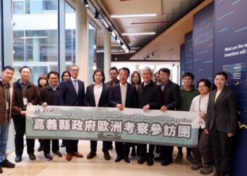 借鏡德國經驗 推動產業升級新藍圖 嘉義縣長翁章梁赴德參訪科研創新機構