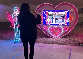 最強戀愛之神發威！ 台中燈會「樂in LOVE」燈區 助16對單身男女配對成功