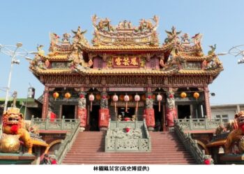 四年一科2025乙巳年「林園鳳芸宮媽祖海巡」  逾二十艘漁船護送媽祖海上巡境