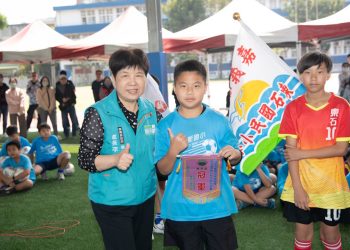 碾米廠變成光電足球場 南新國小足球小將美夢成真