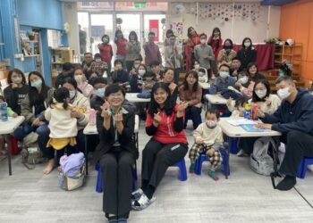 嘉市親職講座專家分享 教養幼兒的愛與耐心法則