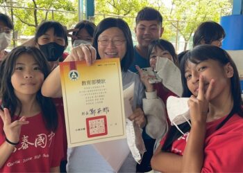 偏遠高泰國中 直笛隊技藝班成績傲人