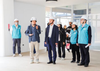 嘉義縣首座兒少福利館工程進度 縣長翁章梁視察興建進度