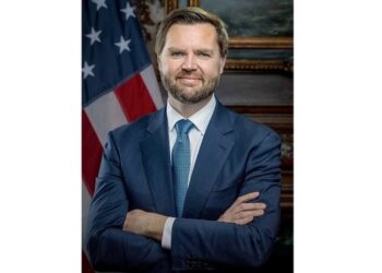 美副總統訪格陵蘭提「安全保護傘」，遭自治政府與丹麥批評