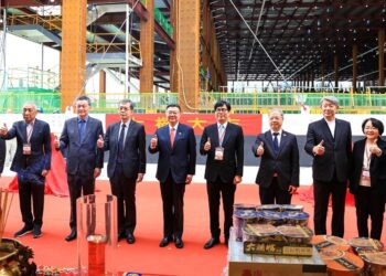 陳其邁陪同卓榮泰院長出席台積電2奈米擴產典禮 見證高雄半導體產業的里程碑