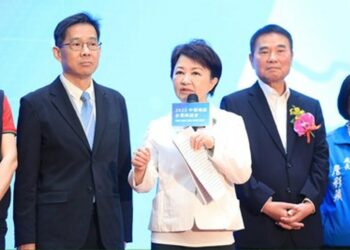 中部五首長、近千企業家齊聚 「中部地區企業座談會」 盧秀燕市長籲團結面對關稅：化危機為轉機