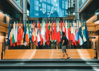 當AI算力被能源瓶頸卡住，台灣如何突圍？