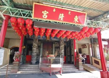 人的無知都是後天形成的