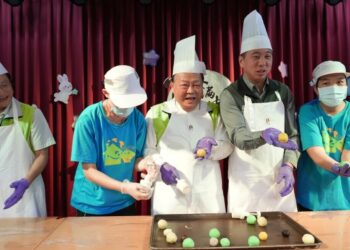 「情滿中秋 魔豆獻禮」中秋新品發表會 陳光復化身代言人 攜手各界愛心認購破千盒月餅