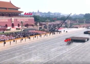 譚主：閱兵直播突破既有限制 台灣社會出現少見聚焦效應